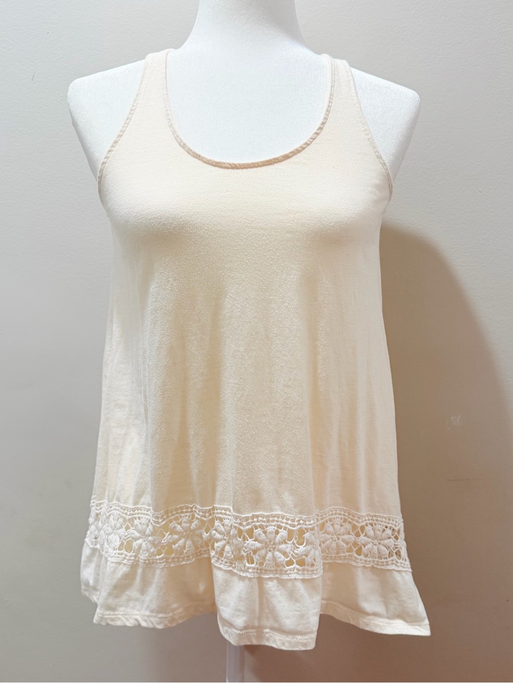 Mossimo Supply Co. Cream Crochet-Hem Racerback Tank